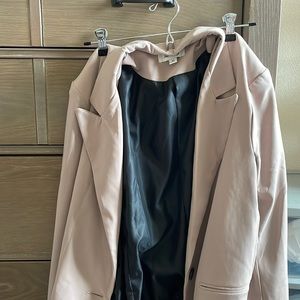 She + Sky Cream Blazer - Medium